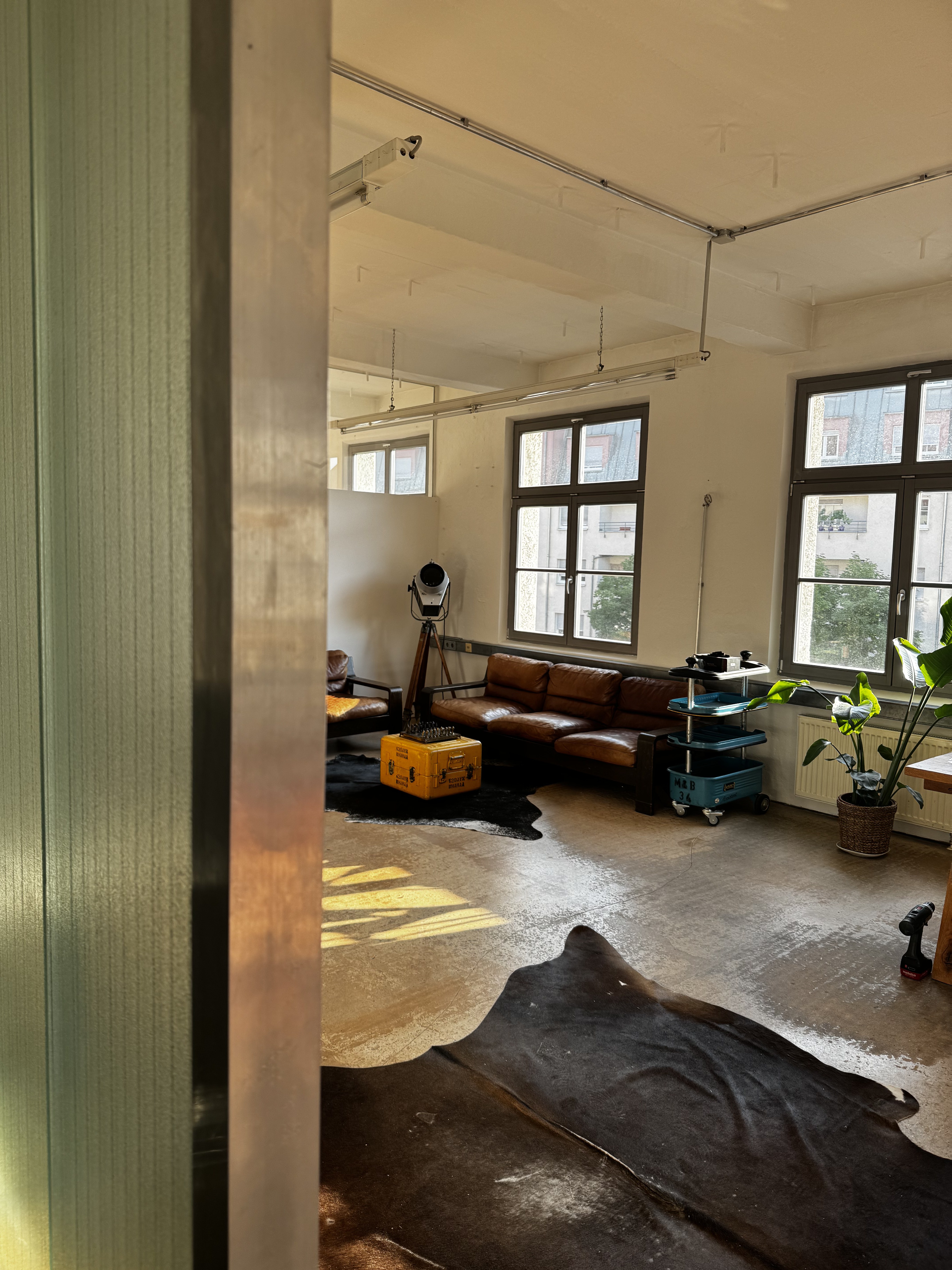 Behind the scenes: Studio